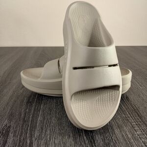 OofosOOAHH recovery slides womans 9 Khaki Gray comfort impact absorbing